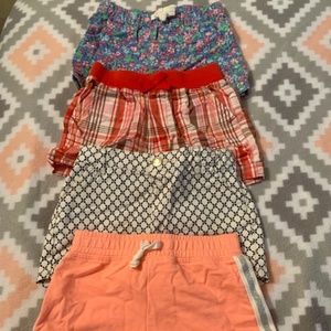🍀❤️Lot of shorts!! COMES WITH FREE NEW BOOK